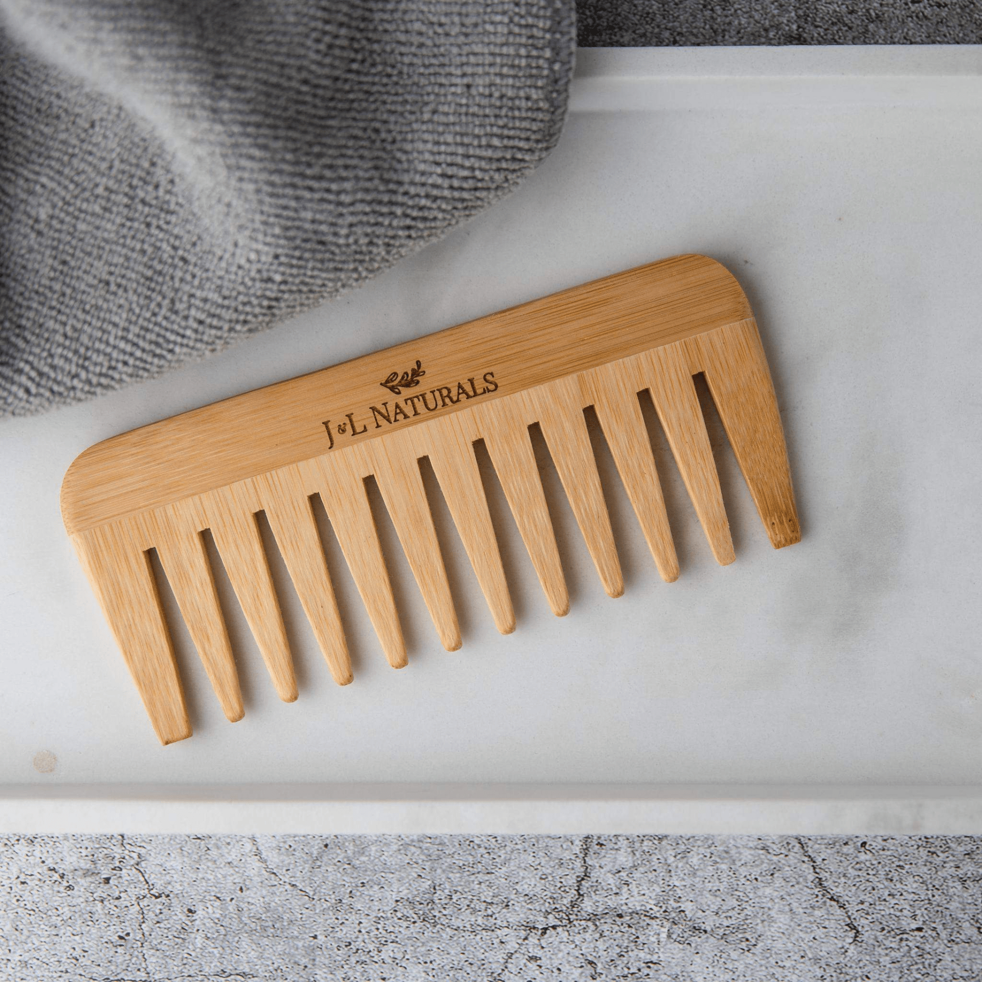 Bamboo Detangling Comb – Gentle, Effective & Sustainable Hair Care - GNS Beauty & Personal Care