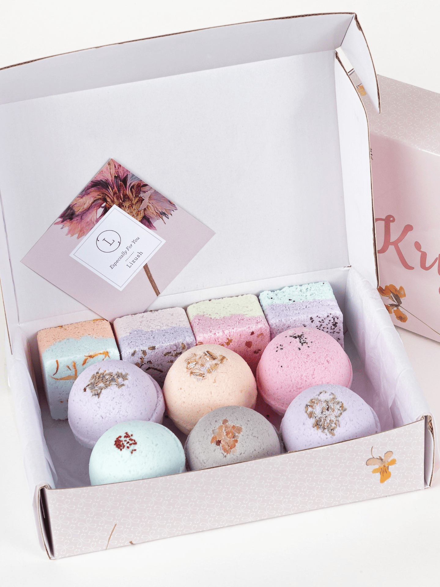 Natural Bath Bombs and Shower Steamers Set - in a Gift Box - GNS Beauty & Personal Care