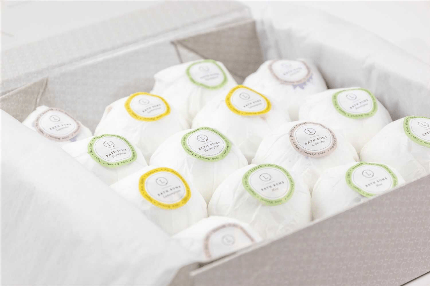 Natural Bath Bombs Gift Set (14) with Essential Oils - GNS Beauty & Personal Care