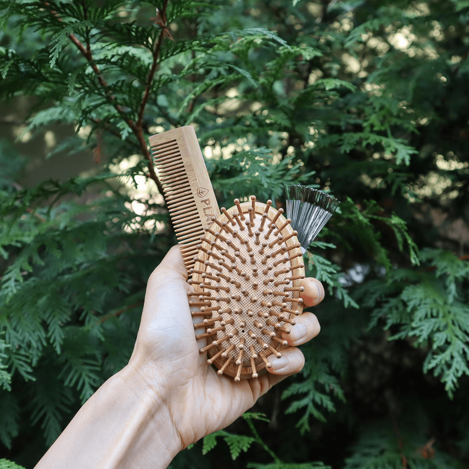 On - The - Go Bamboo Hair Brush Set – Sustainable & Travel - Friendly Grooming - GNS Beauty & Personal Care