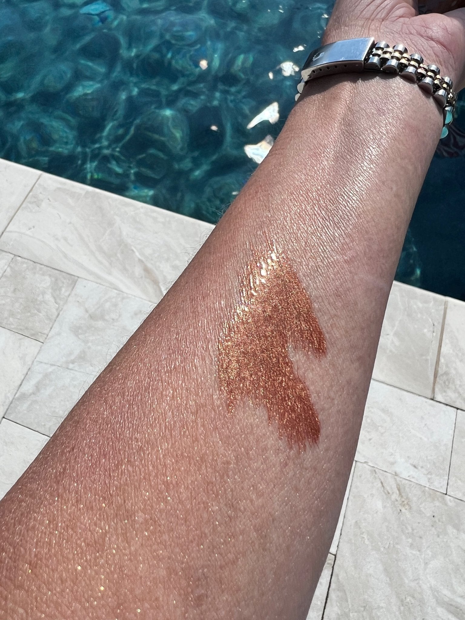 Organic Shimmer Oil - Illuminating Radiant Glow & Hydration - GNS Beauty & Personal Care