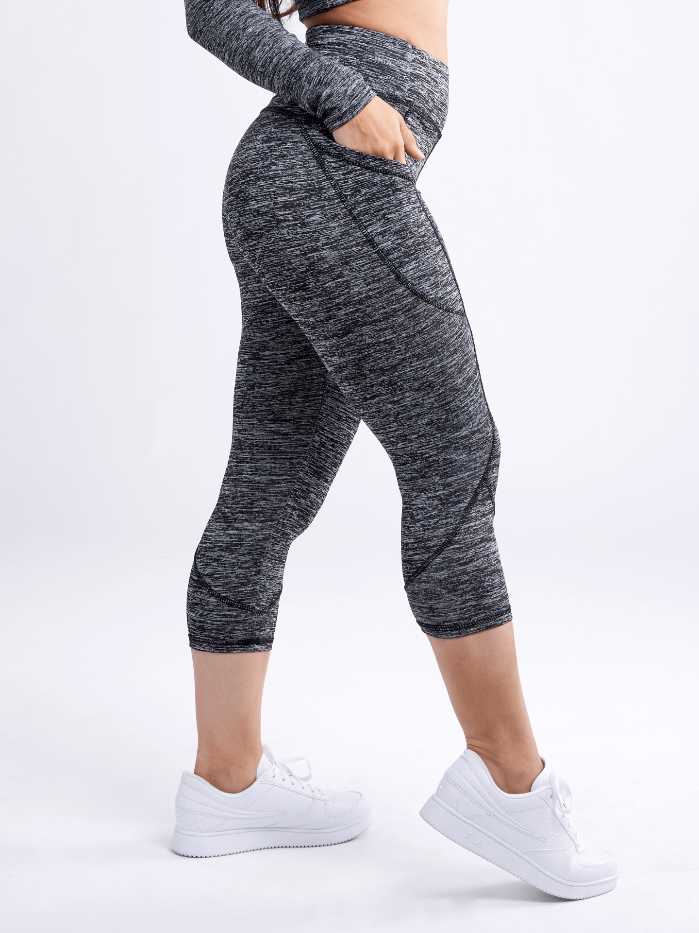 Mid-Rise Capri Leggings with Side Pockets for Women