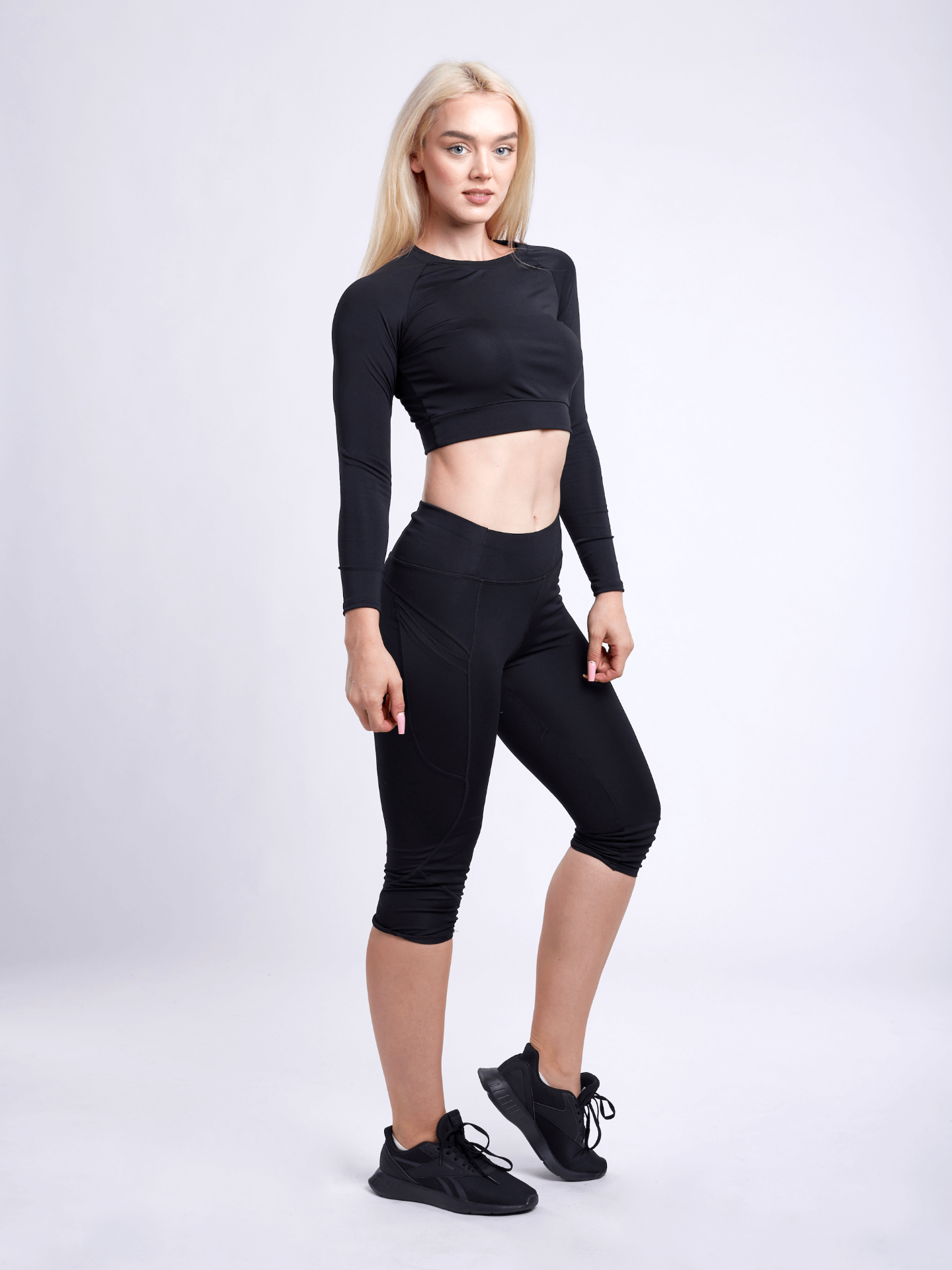 Mid-Rise Capri Leggings with Side Pockets for Women