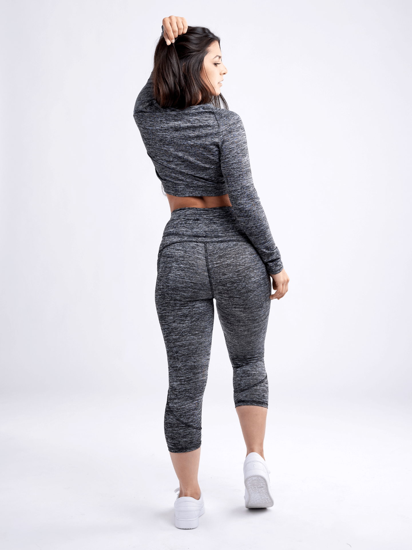 Mid-Rise Capri Leggings with Side Pockets for Women