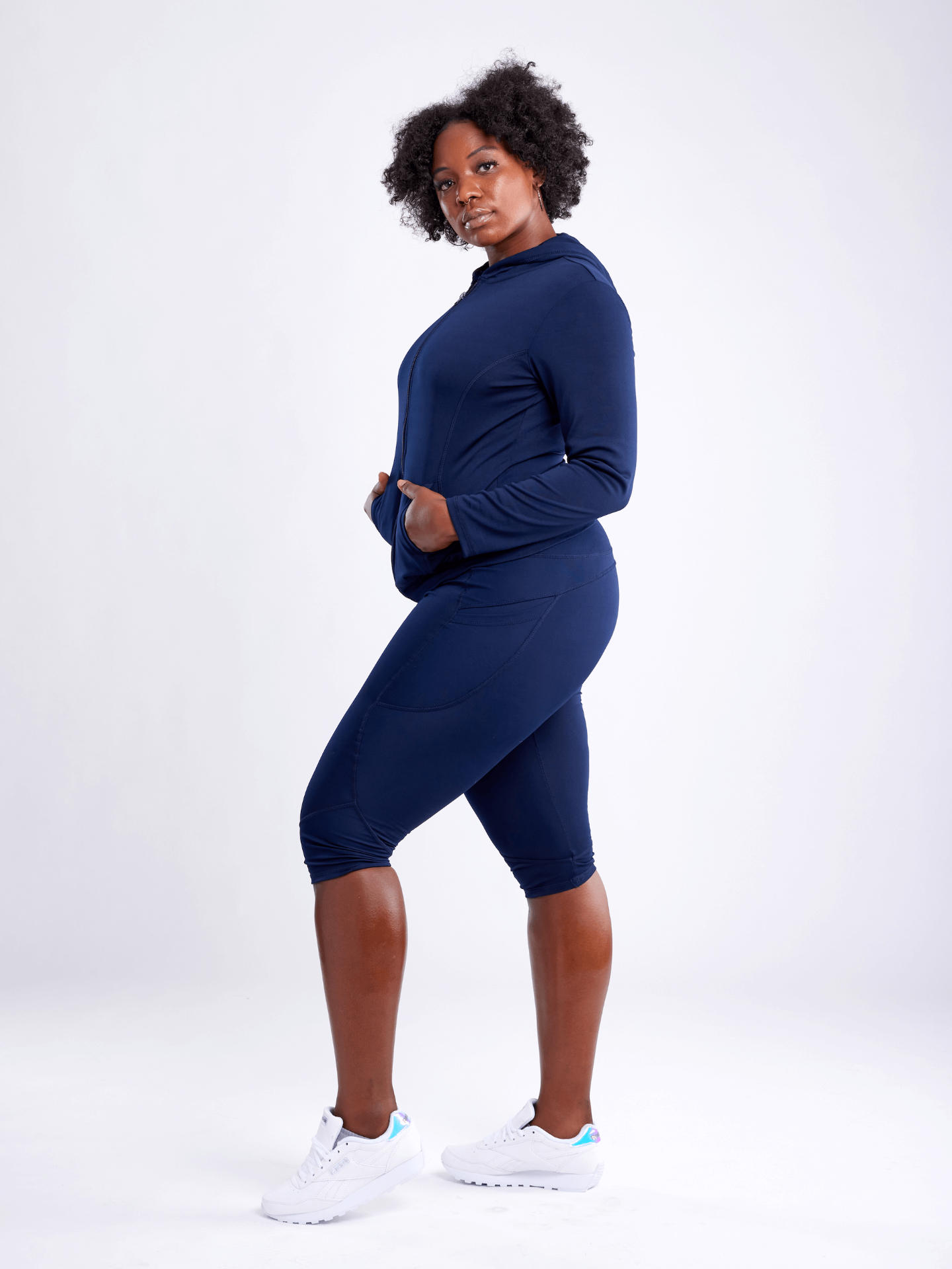 Mid-Rise Capri Leggings with Side Pockets for Women