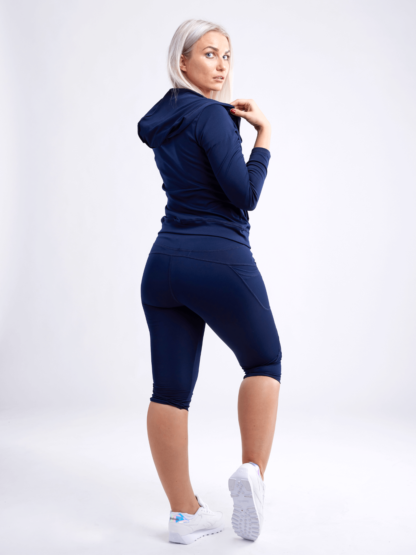 Mid-Rise Capri Leggings with Side Pockets for Women