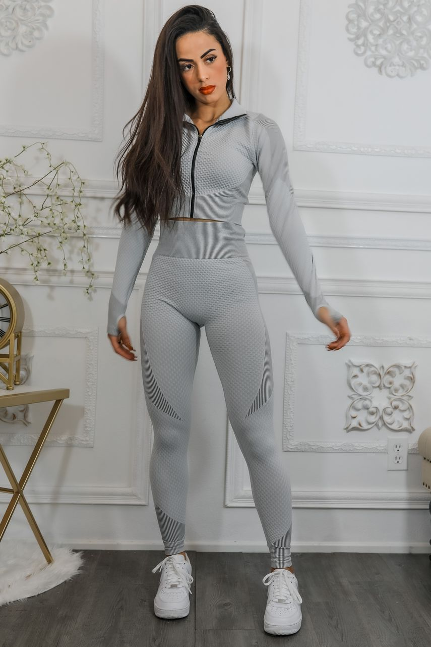 Honey Comb Textured Workout Outfit - Sporty & Stylish Set