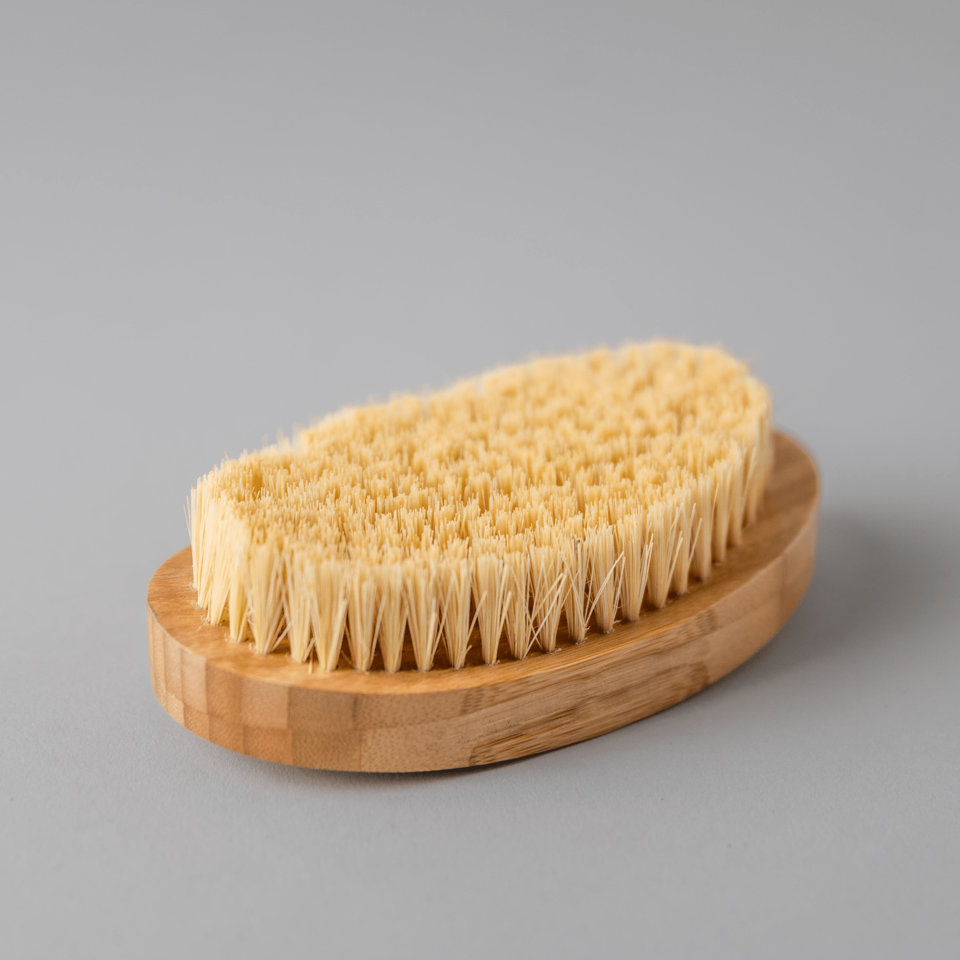 Bamboo Dry Brush – Gentle Exfoliation for Radiant Skin - GNS Beauty & Personal Care