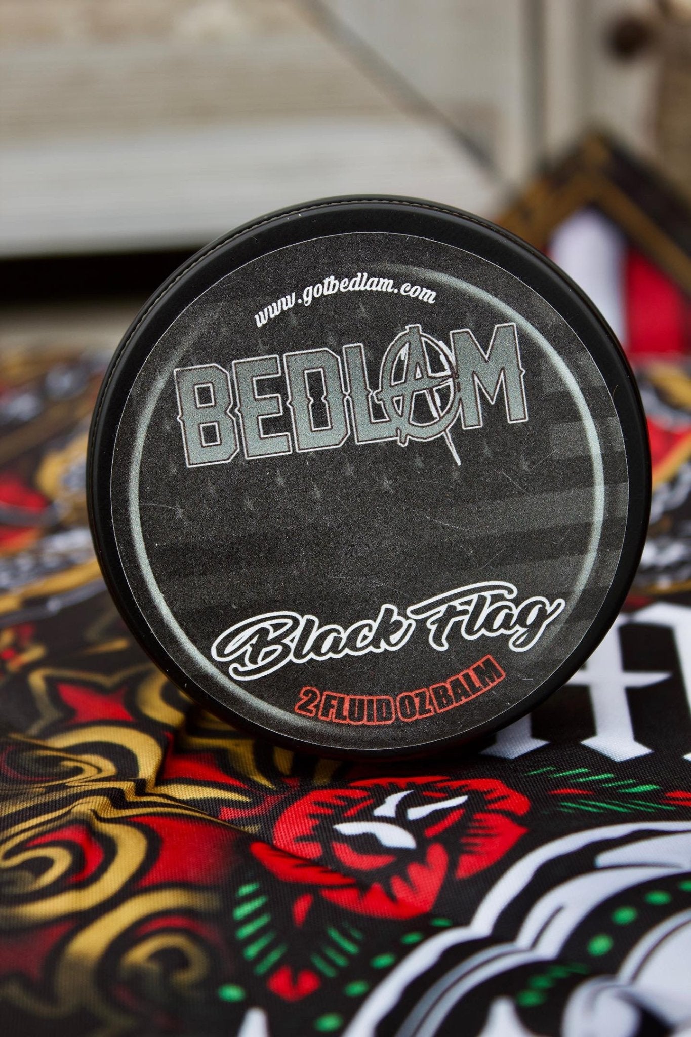 BLACK FLAG – Waving Sweet Woodsy Aroma Beard & Body Oil - GNS Beauty & Personal Care