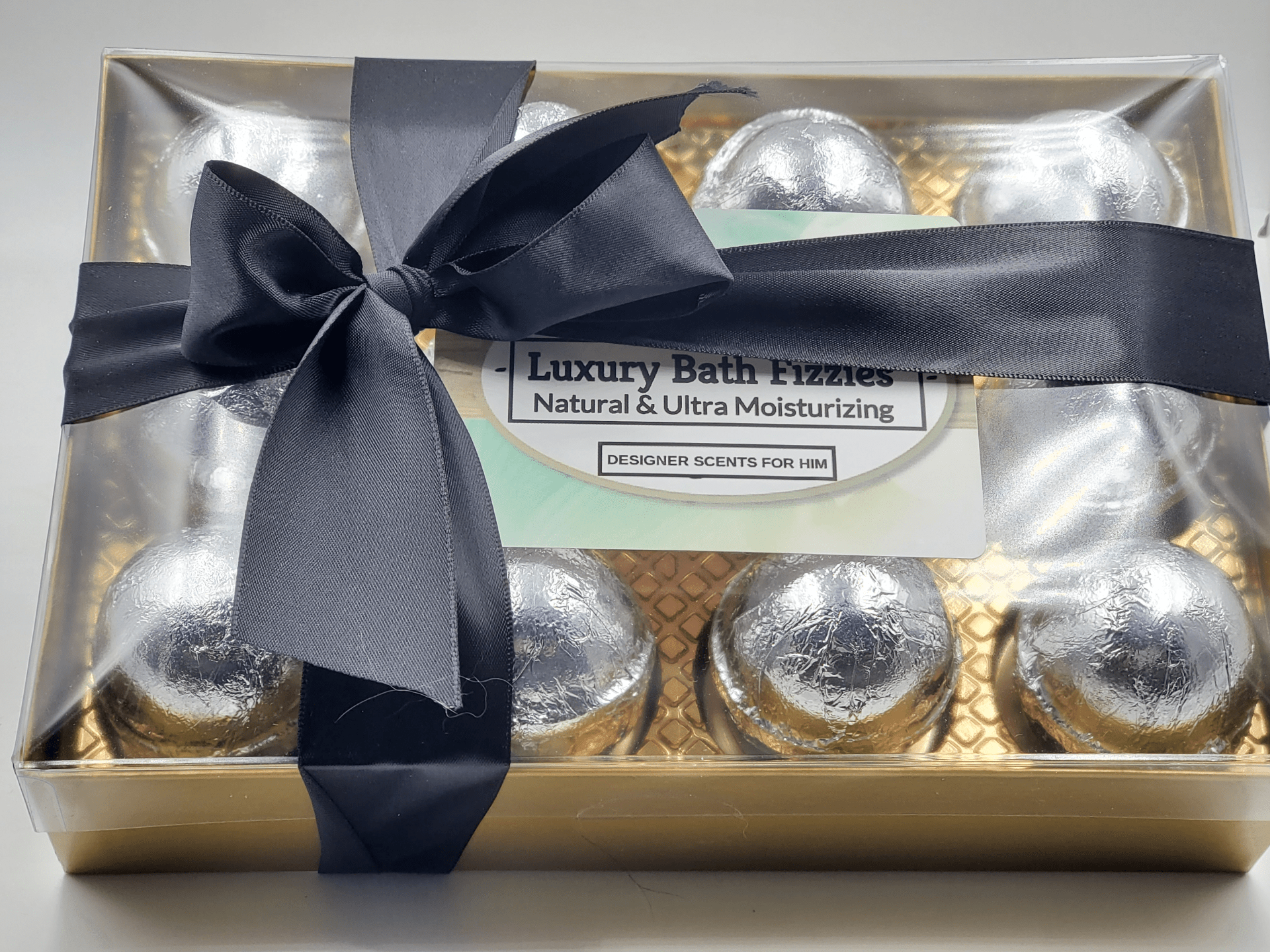 Designer Scents Bath Bomb Gift Set for Men with 12 foil - wrapped 2.5 oz bath bombs, ultra - moisturizing, great for dry skin, makes a nice gift - GNS Beauty & Personal Care