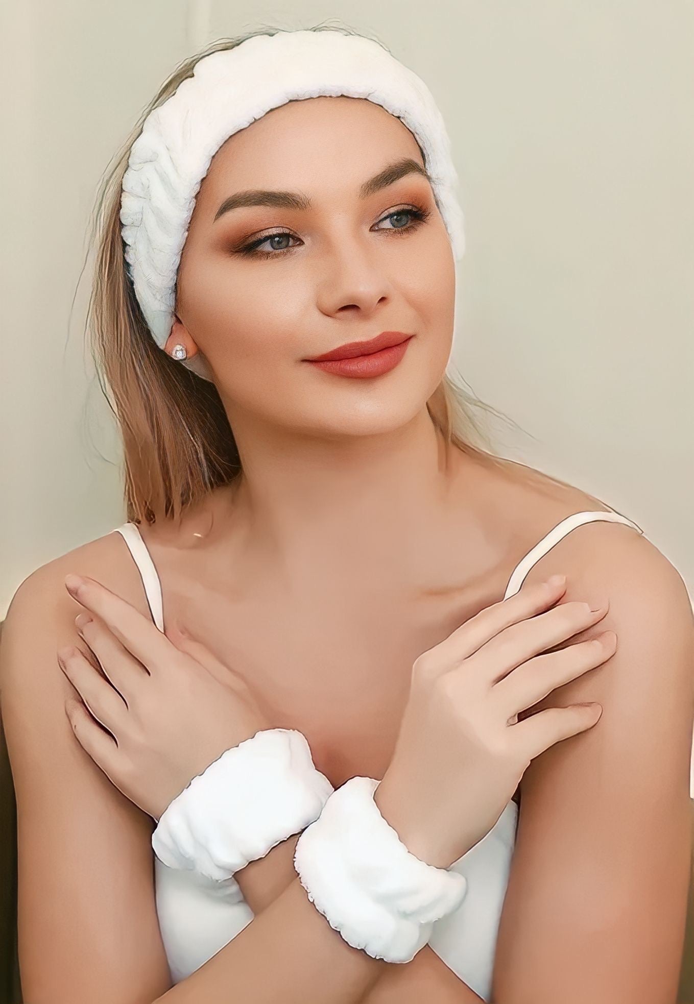 Elegance Headband 2.0 – Stylish, Comfortable & Perfect for Beauty Rituals - GNS Beauty & Personal Care