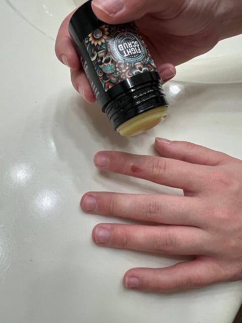 Fight Scrub Savior Stick – Targeted Pain Relief Salve - GNS Beauty & Personal Care