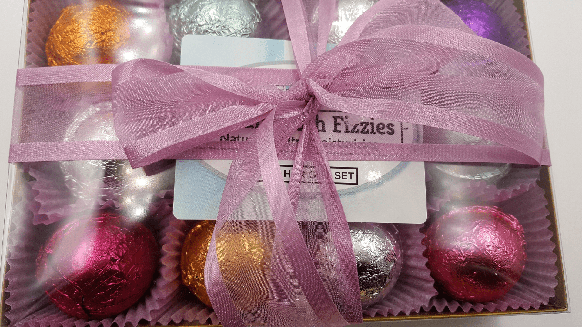Gift Set for Mom with 12 Bath Bombs - GNS Beauty & Personal Care