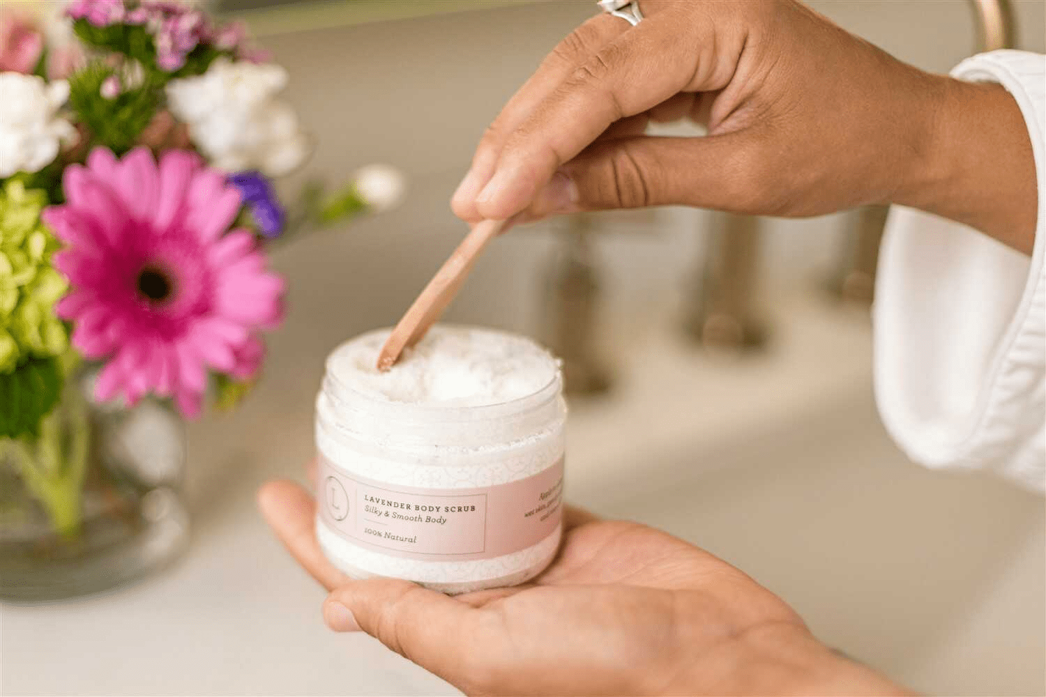 Lizlush Natural Body Scrub – Lavender Body Salt Scrub - GNS Beauty & Personal Care