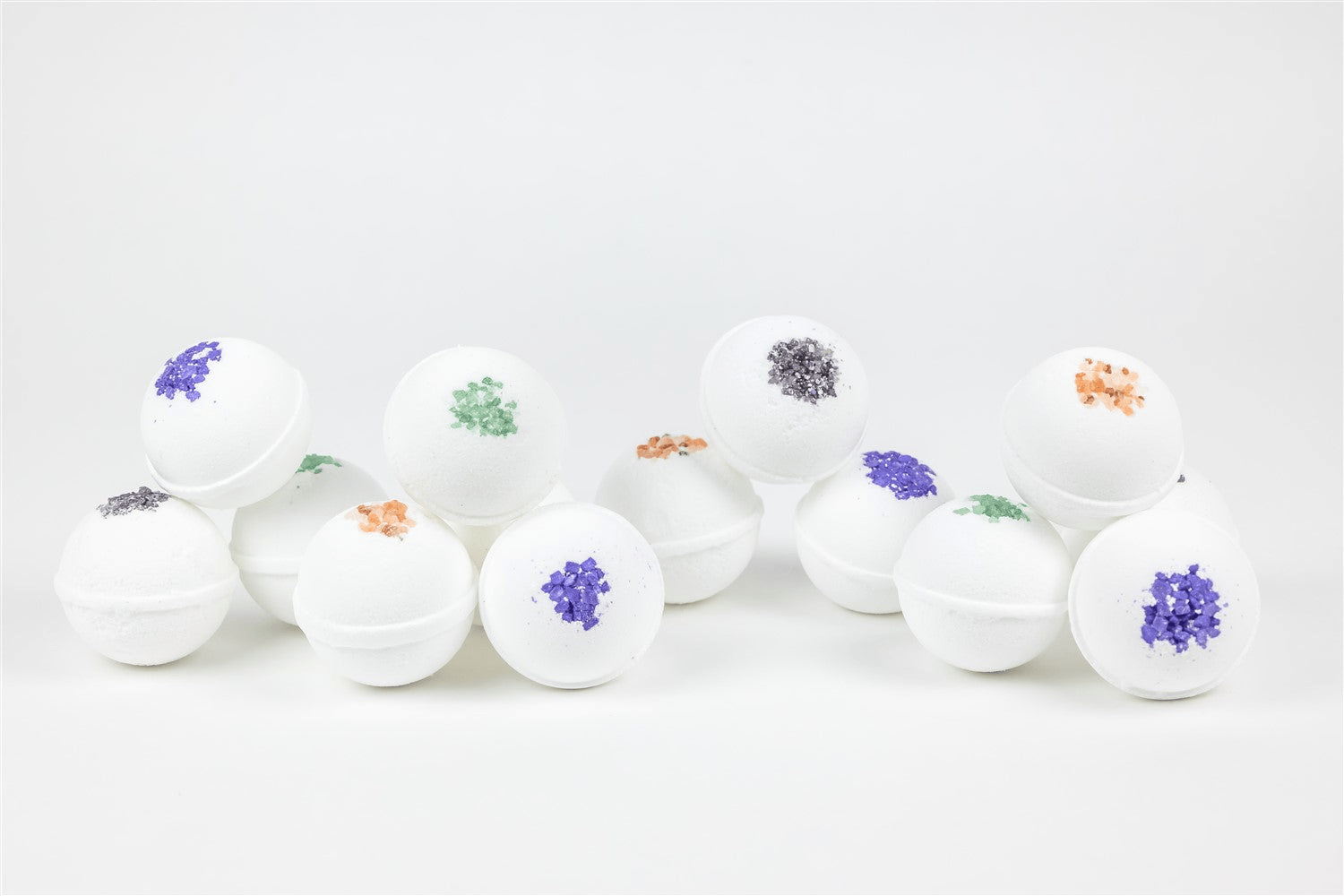 Lizush Bath Bombs Gift Box – A Spa - Like Escape in Every Bath - GNS Beauty & Personal Care