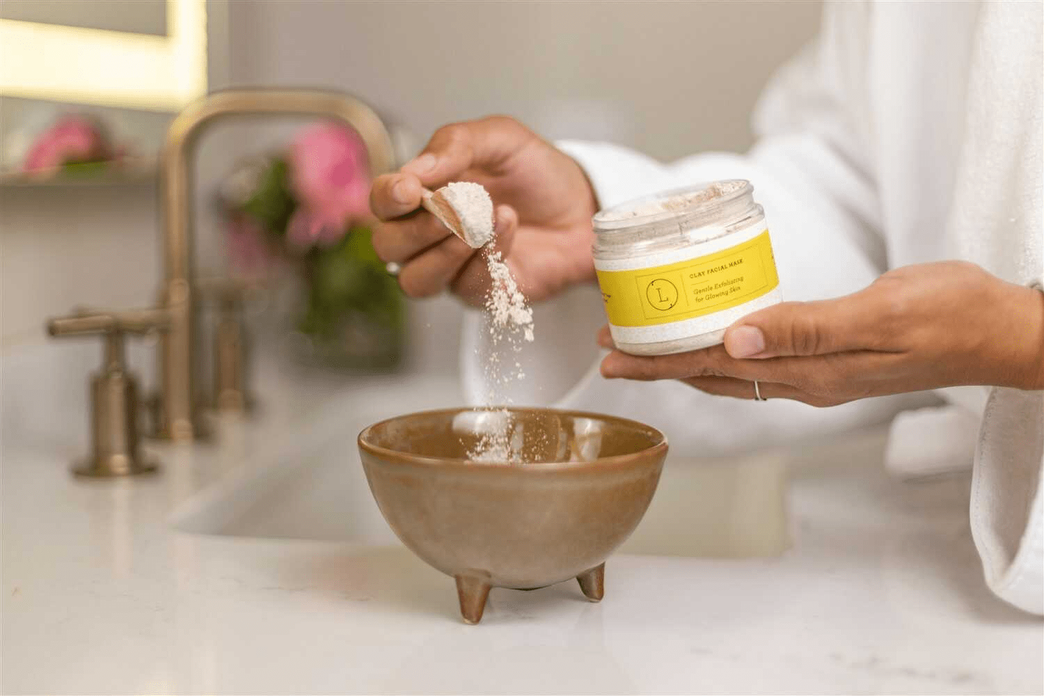 Lizush Natural Clay Facial Mask – Exfoliate and Glow - GNS Beauty & Personal Care