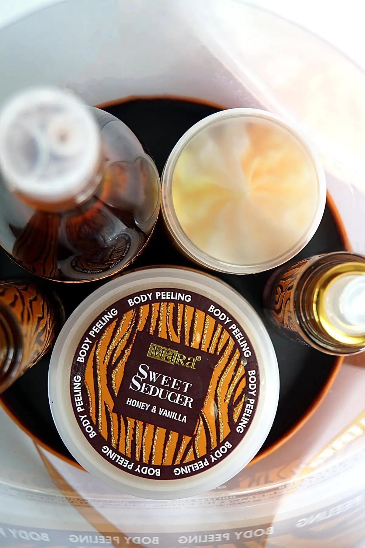 Mara Sweet Seducer Honey Vanilla 5 - Piece Body & Skin Care Set - GNS Beauty & Personal Care