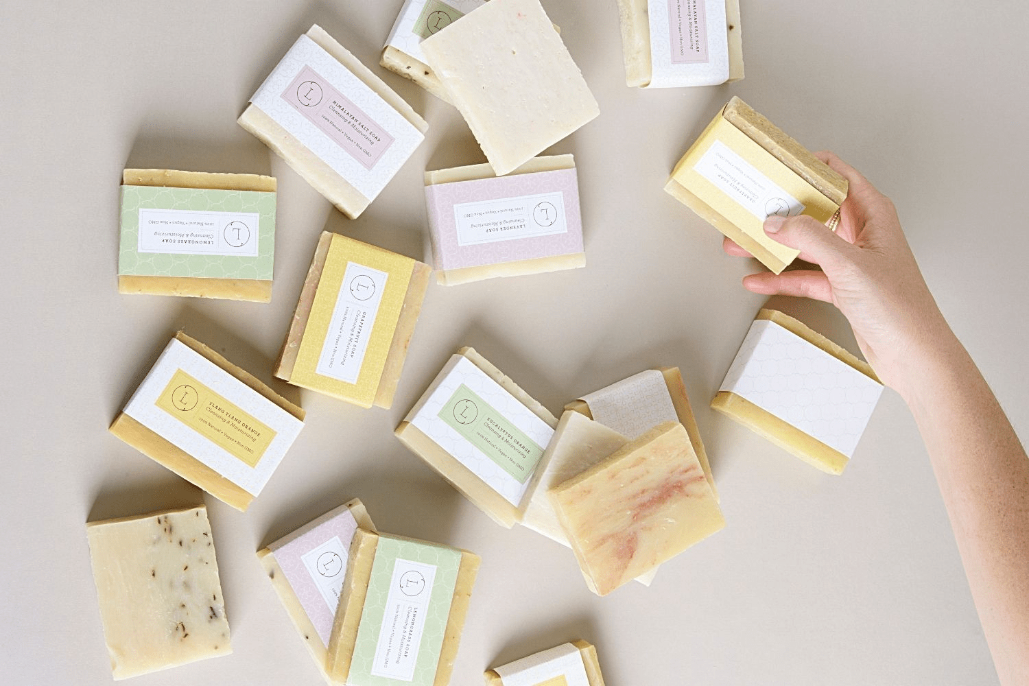 Natural Handmade Soap Gift Set – A Luxurious & Eco - Friendly Self - Care Experience - GNS Beauty & Personal Care