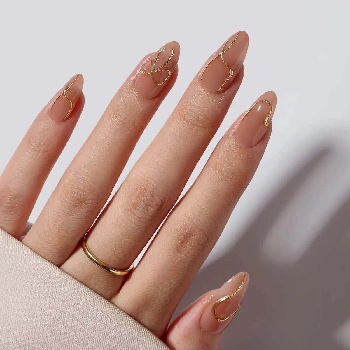 Radiant Gold Almond Nails - Press On Nails - GNS Beauty & Personal Care