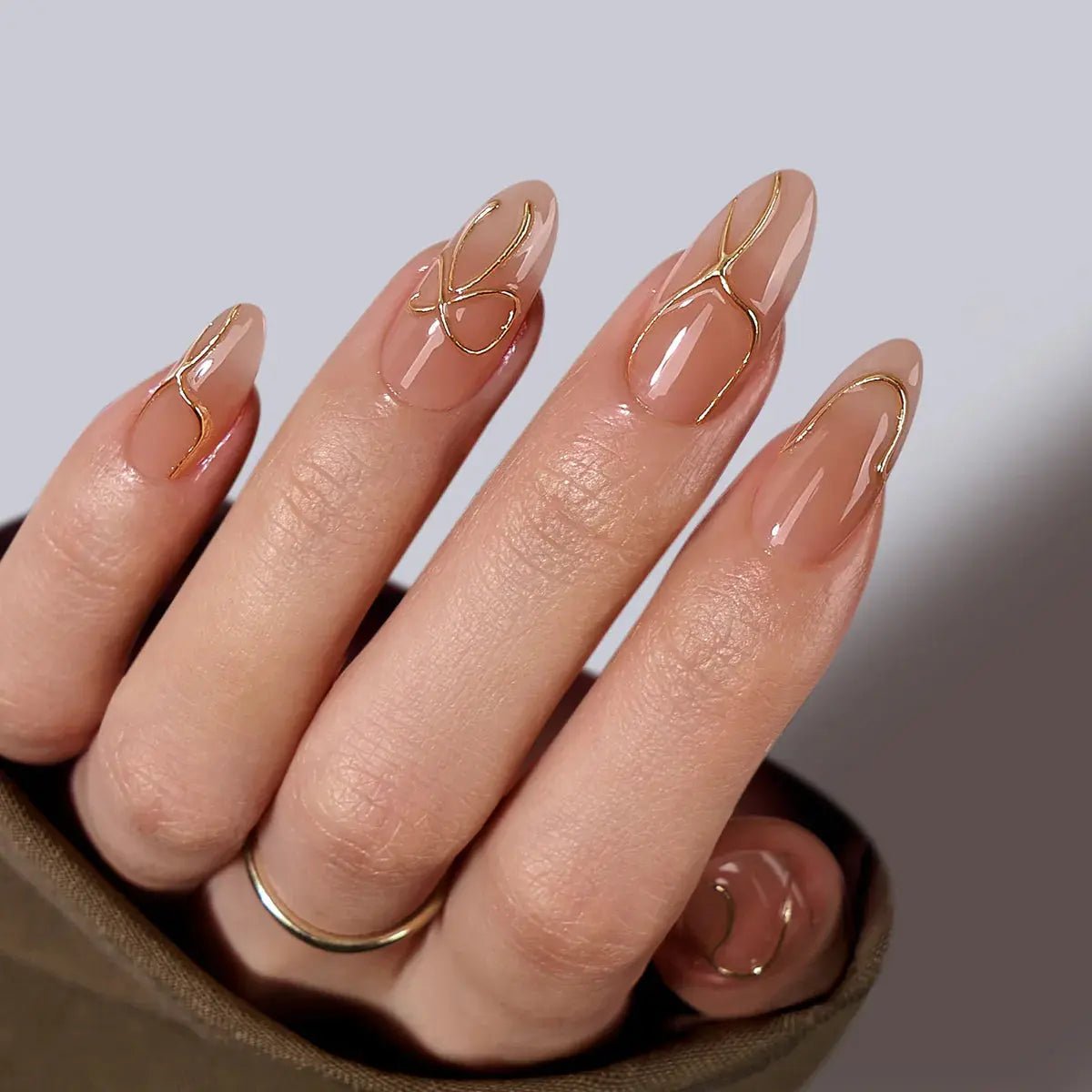 Radiant Gold Almond Nails - Press On Nails - GNS Beauty & Personal Care