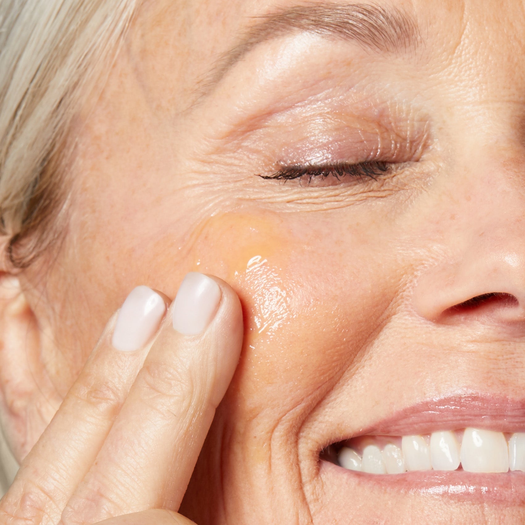 The Iluminist - GNS Beauty & Personal Care